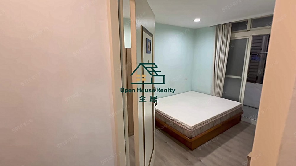稀有獨立陽台大套房/近北醫 - Image 1