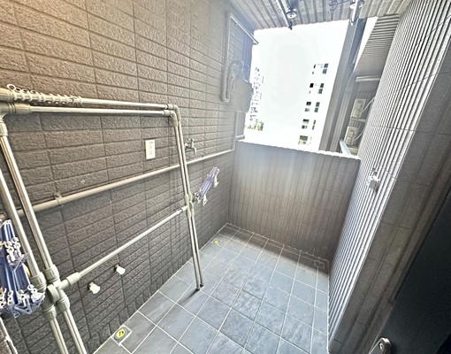 國泰建設🍎稀有釋出全面採光🌟大三房平車✅可租補戶籍 - Image 12