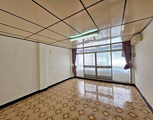 近兵仔市場🌻重新粉刷4房透天出租🌻可租補及入戶口 - Image 7