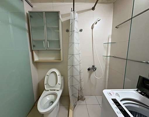 近小巨蛋捷運站/民生社區稀有低樓層採光套房/代收垃圾 - Image 7