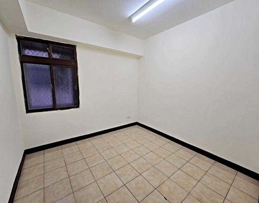 南屯東興東街全新整理電梯美3房#台水電 - Image 5