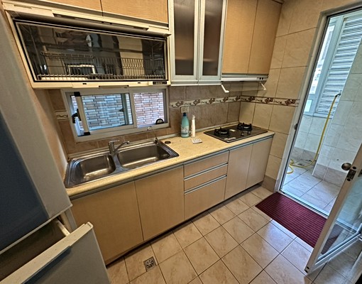 大有路~指名度社區巴黎學院~三房車前後陽台 - Image 10