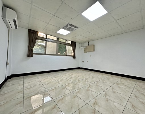 鈺茹推薦❤️南崁新南路大坪數❤️4房 - Image 1