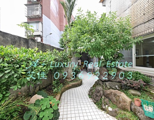 近捷運石牌站旁大庭院獨棟別墅使用空間大採光極佳近公園 - Image 10