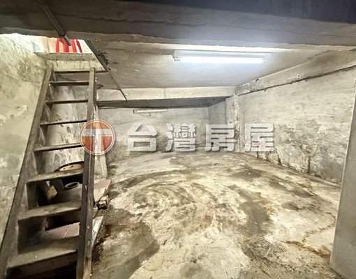 台灣阿榮~前站三角窗黃金透天店面~阿榮好屋推薦 - Image 11