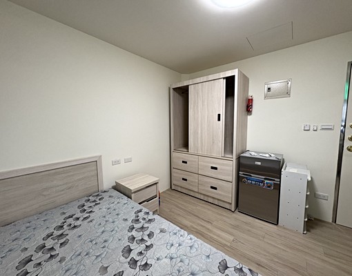 土城❣採光通風/格局方正/掀床收納佳/乾淨舒適/近日月光廣場 - Image 3
