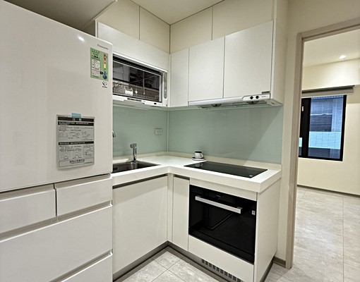 已請專人全室清潔乾淨國家大院質感2房平車 - Image 4