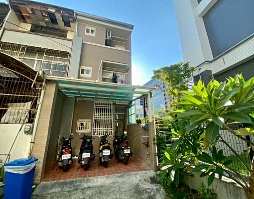 逢甲商圈║陽台套房║可租捕 - Image 4