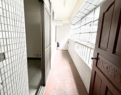 小游南屯💦秀泰、文心森林、捷運、大墩、台水台電租補寵物+賴 - Image 2