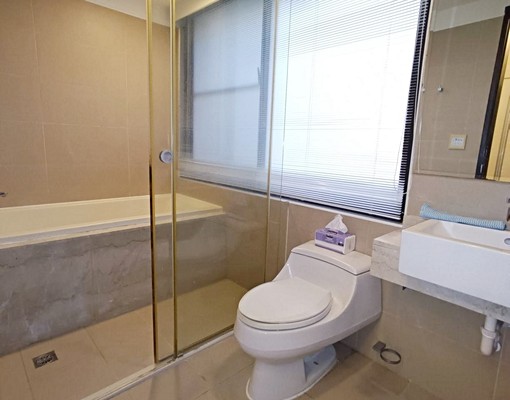 前港公園●英業達●優質三房●坡道平面車位 - Image 10