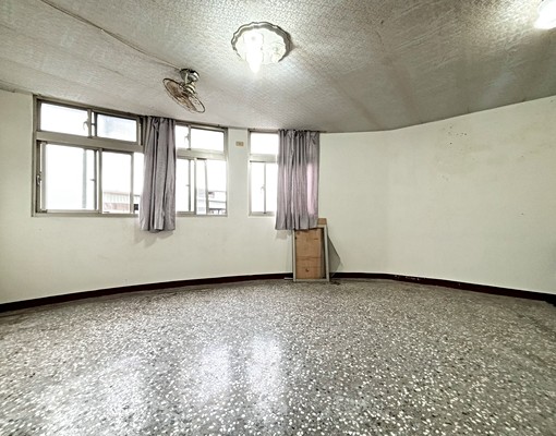 社會住宅/可租補/免仲介費/可寵稀有學區四房/三民高中捷運站 - Image 7