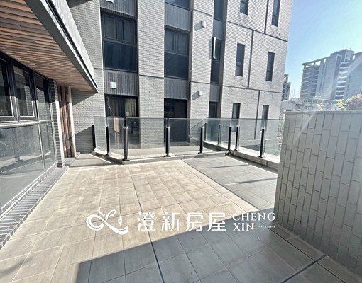 傢具齊全✨採光兩房大露台✨戶數單純✨乾濕分離✨黃金地段✨平車 - Image 13
