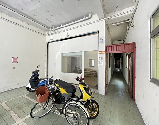 宜蘭大學旁超便宜一樓面路套房 - Image 3