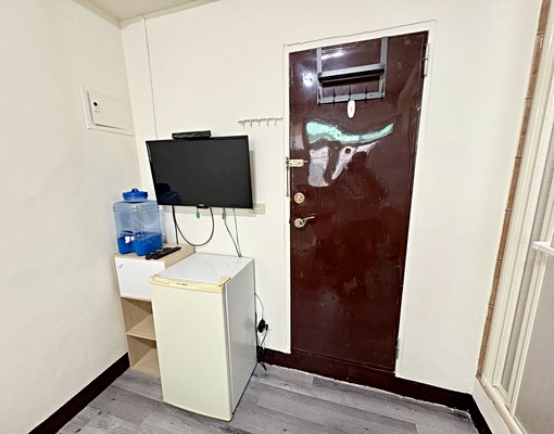 可寵套房七樓近環球購物中心電梯 - Image 7