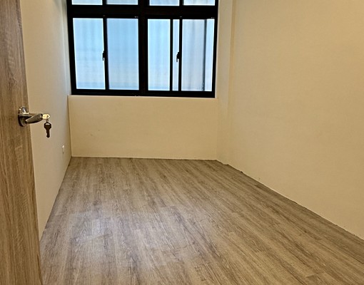 新裝潢公寓二房一廳家俱可談 - Image 3