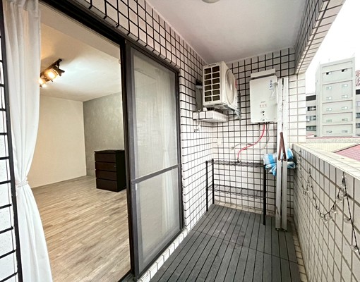 專營|美業或個人工作室台水電地點絕佳旁邊有停車場可配件 - Image 2