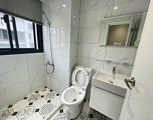 💰限時免仲介費💰北區近全新電梯套房⚡台電分算⚡可租補 - Image 8