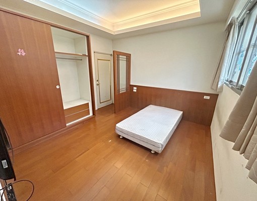 🏡東區超便宜2+1房🌟台電🌟可租補🌟雙陽台 - Image 6