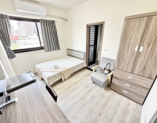 南屯最稀有☀️全新可報稅陽台獨洗☀️衛浴開窗 - Image 1