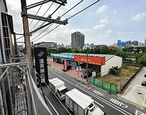 租興豐路黃金工業宅二樓至三樓-歡喜出租/照片持續更新中 - Image 2
