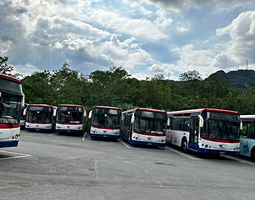 獨棟邊間自有獨立花園可停4台車~ - Image 2