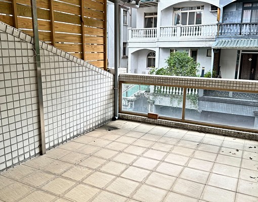 獨棟邊間自有獨立花園可停4台車~ - Image 7