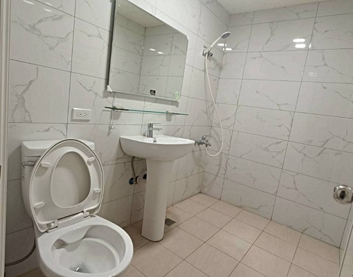 整棟透天五房~免仲介費/可租補可入籍 - Image 13