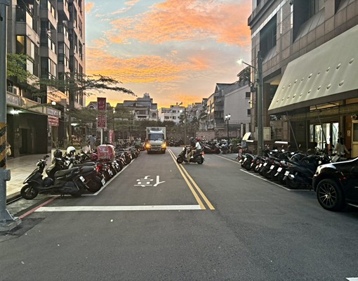 喜歡我幫你談～漢口商圈全新整理美美套房 - Image 10