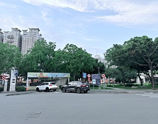 誠★捷運文心崇德站高樓視野全配套房可租補 - Image 12