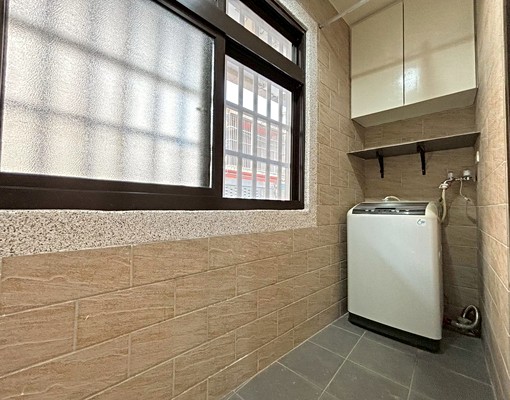 ✪軍功市場｜全配獨洗曬｜一樓陽台套房 - Image 5