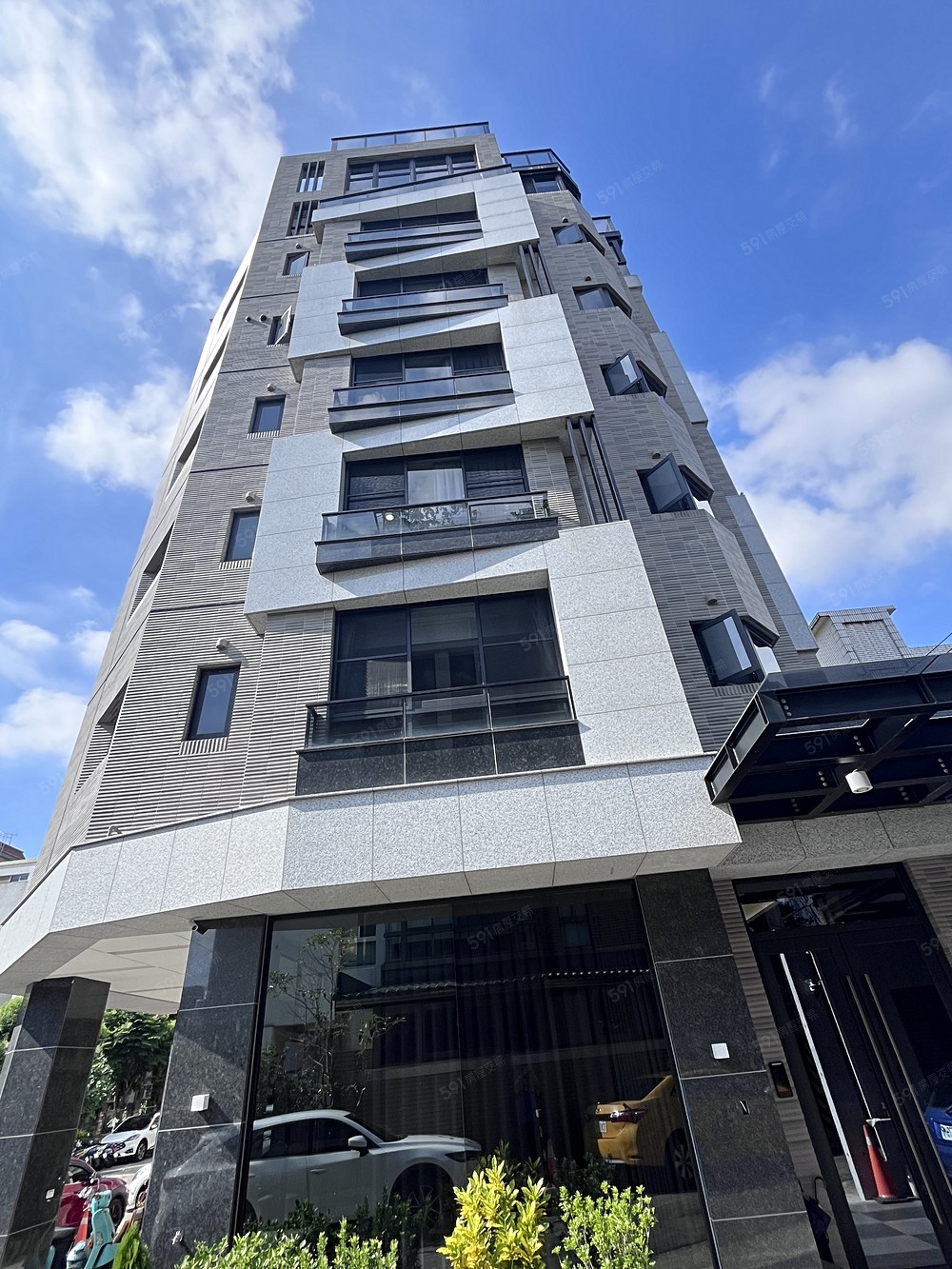 真正全新完工整棟崗石打造低奢飯店式外觀