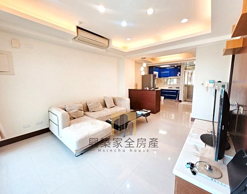 ⛩️六家稀有✩三面採光大兩房✩含平車蓉 - Image 1