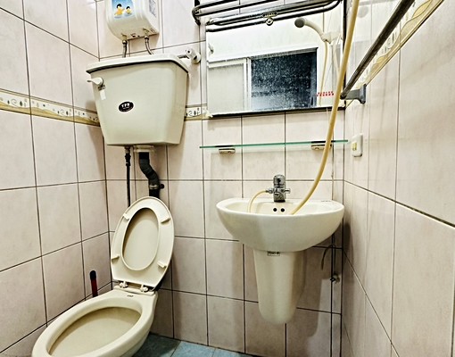 近南開大學/獨洗/傢俱電全配/可申請租補 - Image 2