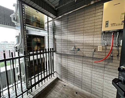 海創🌊海線葉店長|朝外有採光|兩房平車超便宜 - Image 1