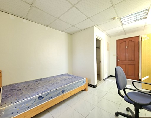 👍近南大、南女-電梯透天套房👍須半年繳,有三房型可看 - Image 8