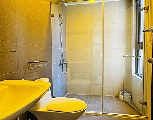 東山商圈✨三房超大主臥💯稀有雙車位🌟可寵物 - Image 12