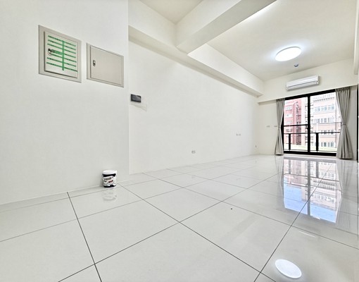 鶯歌老街，新成屋兩房，大平車，雙陽台，大樓管理 - Image 3