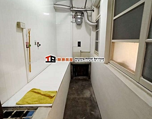 伊通街口*鬧中取靜*屋況佳*適美業*小型辦公 - Image 13