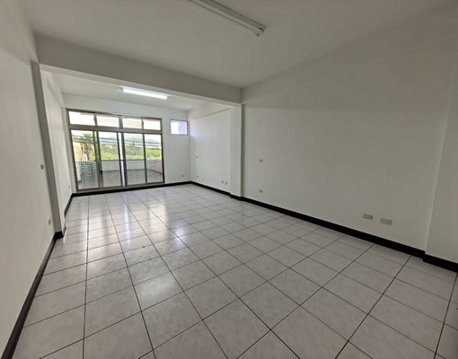 大里區日新路大五房可戶籍、可神明廳透店出租 - 591租屋網 - Image 12