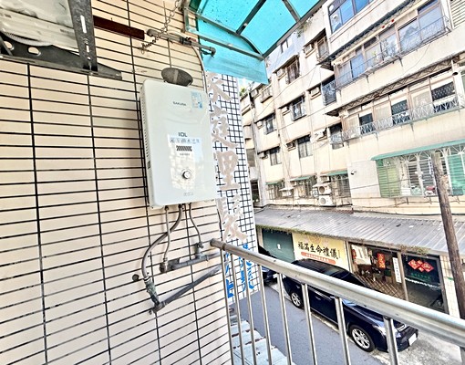 社中商圈/士林/有陽台/天然瓦斯/新裝潢/免爬高/生活機能佳 - Image 9