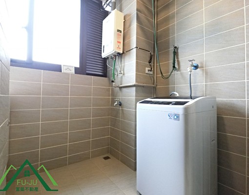 富築│三房平車│租補入籍│台水電│住戶品質佳│美裝潢│近弘文 - Image 6