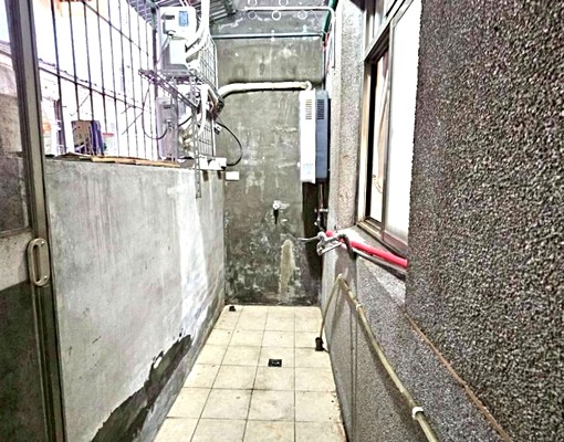 MRT大坪林💖全新油漆一樓三房雙衛／有冷氣／前後陽台 - Image 10