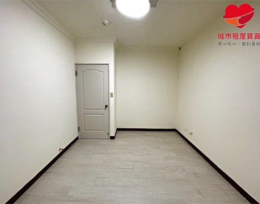 ★城市租屋★含管含車、美三房、可租補戶籍、惠文國小、公益商圈 - Image 8