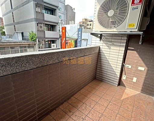 兆基🏡巨城民族路全新電梯套房 - Image 5