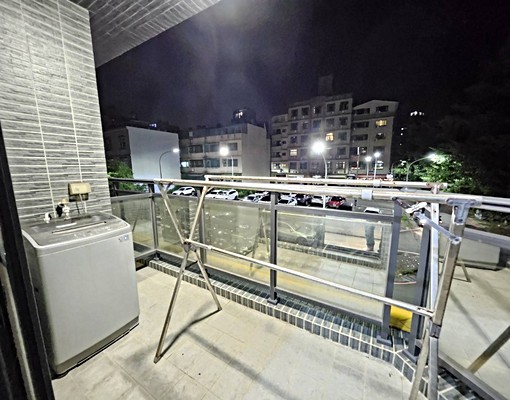 金山街，質感套房，有機車停車場 - Image 5