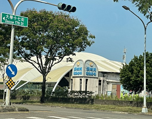 高雄大學~近家樂福~景觀裝潢亮3房平車(租金含車位含管理費) - Image 11