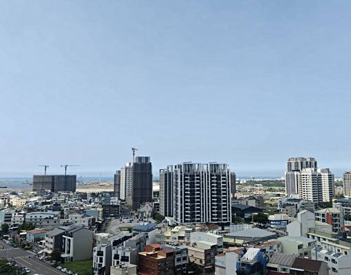 🍎【租】高大特區*微美居*可租補。高樓層全新未住*三房平車 - Image 1