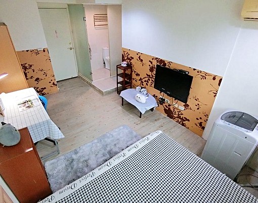 逢甲/僑光☸時尚精品☸採光大空間☸漂亮木地板☸獨洗獨曬 - Image 3