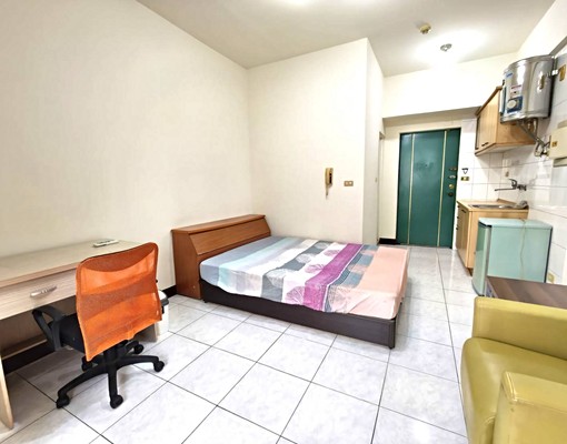 ⭐可申請租補平實公園有陽台獨立套房成功大學24小保全 - Image 2