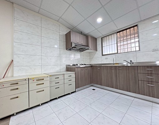 租補近菜寮站550公尺,體育場,明志國中.三重省立醫院新裝潢 - Image 8